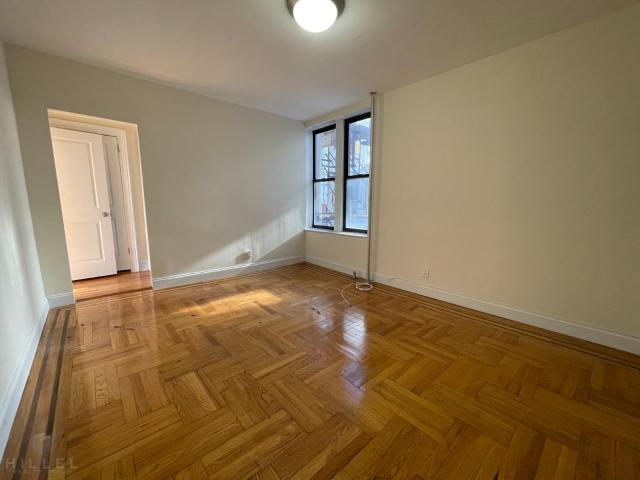 Building Photo - 1 bedroom in ASTORIA NY 11106