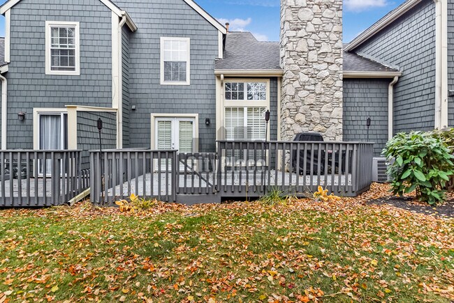 Foto del edificio - 7497 Charrington Ct