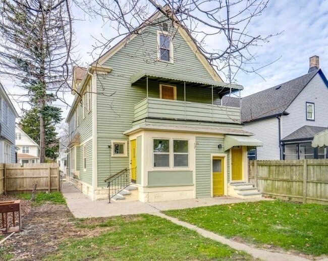 Building Photo - 3317 W 41st St