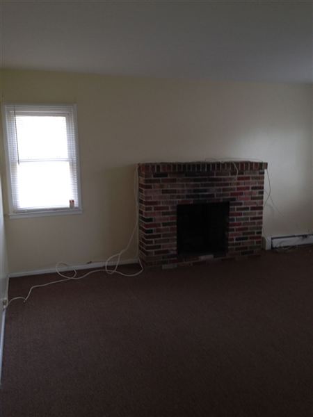 Building Photo - 1555 Nepperhan Ave