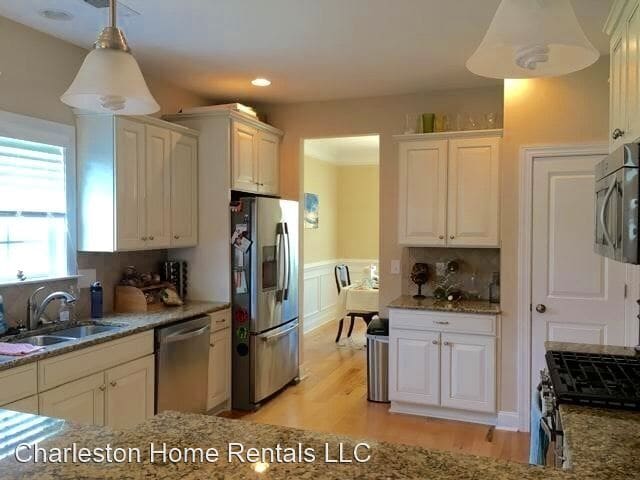 Building Photo - 4 br, 3.5 bath House - 1029 Legacy Lane