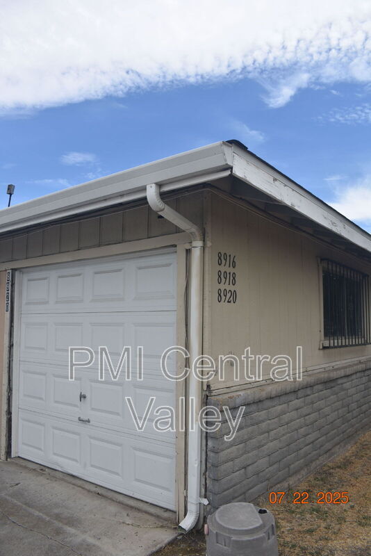 Building Photo - 8920 N El Dorado St