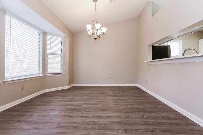 Foto del edificio - 5376 Winslow Crossing N