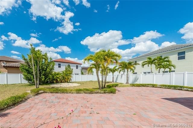 Building Photo - 9473 SW 170th Path   Miami FL 33196