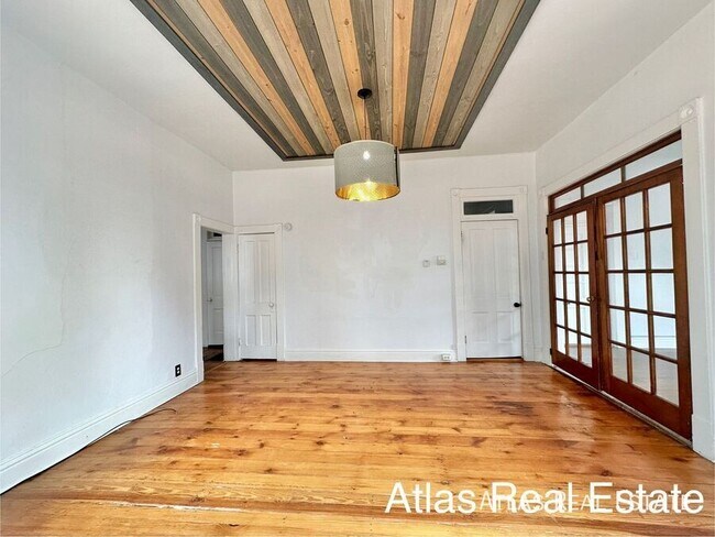 Foto del edificio - 219 Jackson St