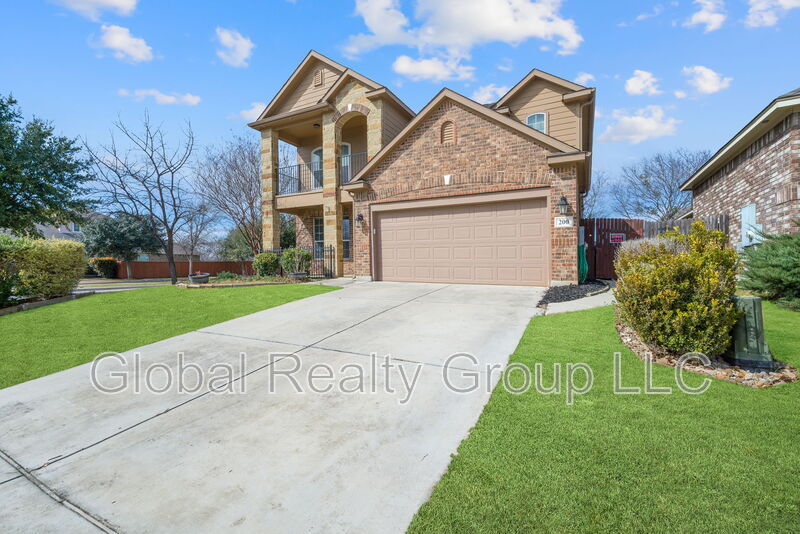 Foto principal - 200 Flint Rd