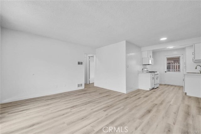 Foto principal - 701 S Garfield Ave