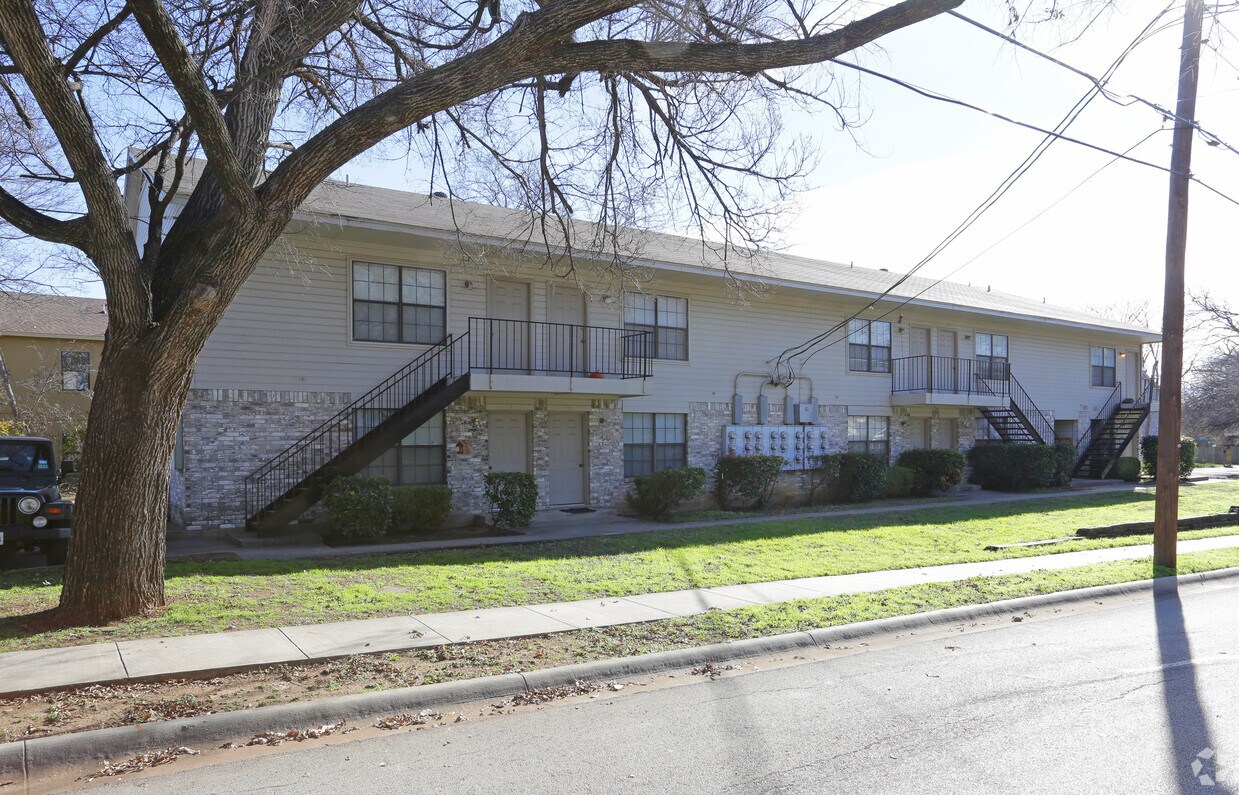 Building Photo - Haleigh Village I & II