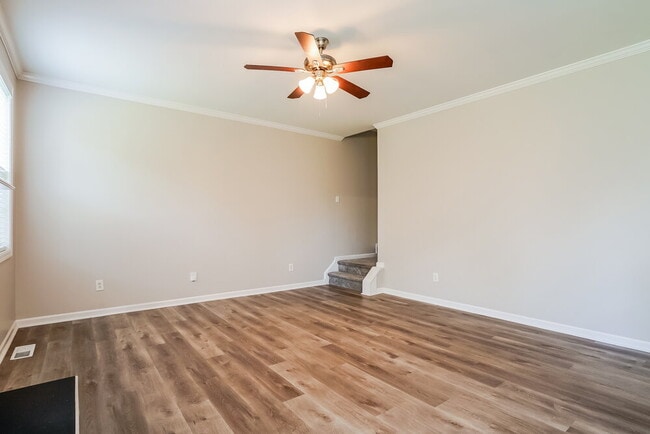 Building Photo - 2327 Spruce Shadows Ln