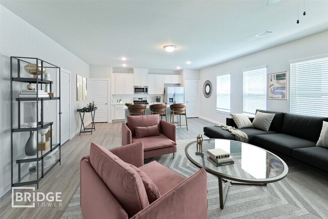 Building Photo - 305 Huisache St