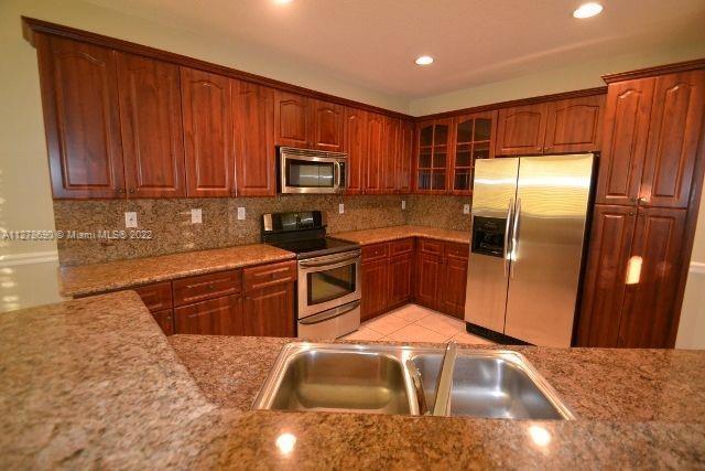 Foto del edificio - 2370 SW 127th Ave