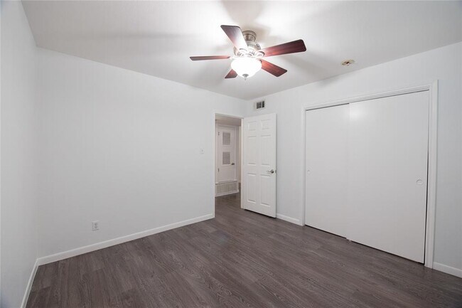 Foto del edificio - 4209 Burnet Rd