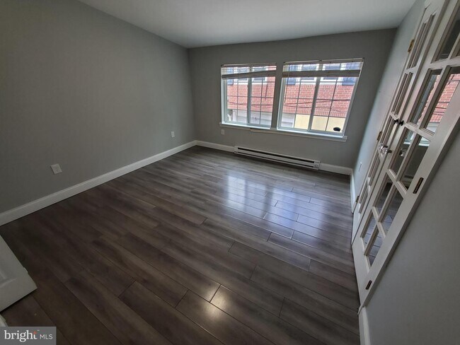 Foto del edificio - 419 Woodward St