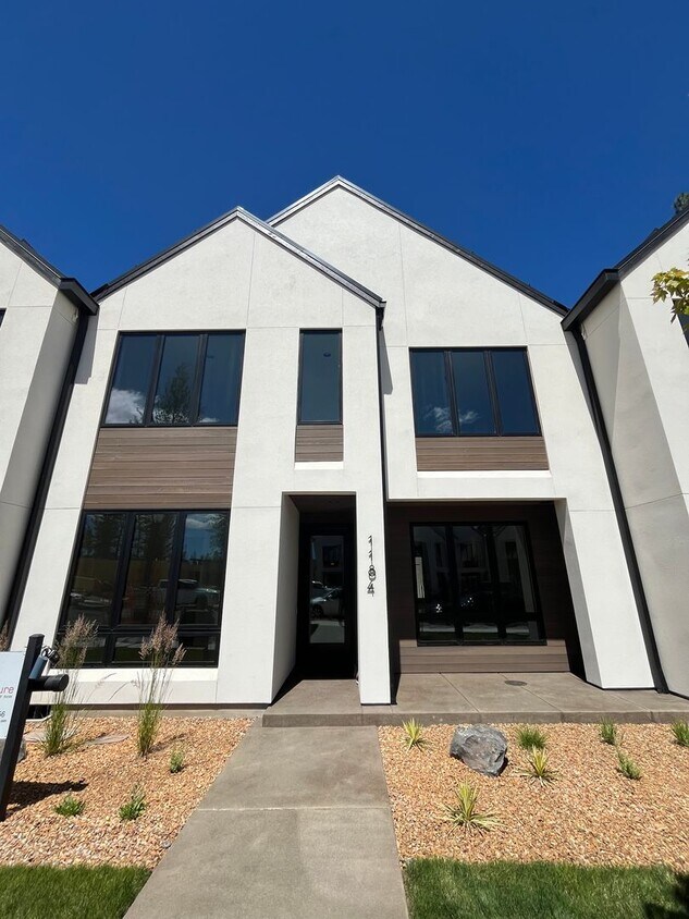 1184 NW Skyline Ranch Rd, Bend, OR 97703 - House Rental in Bend, OR ...