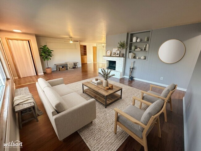 Foto del edificio - 2701 1/2 W Lincoln Ave