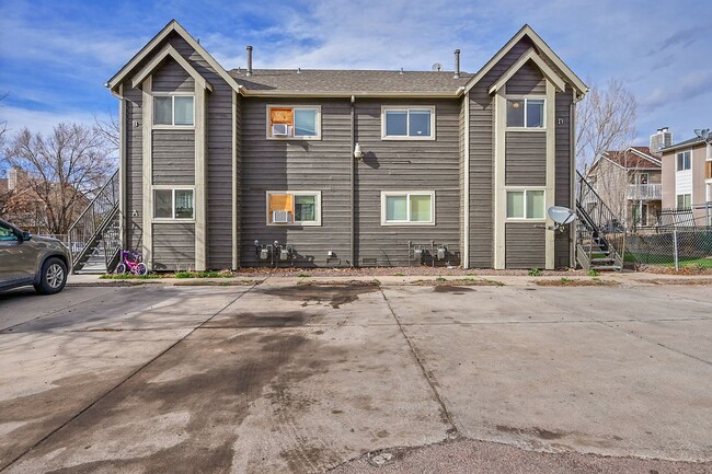Building Photo - Recently updated Condo in Casa Grande