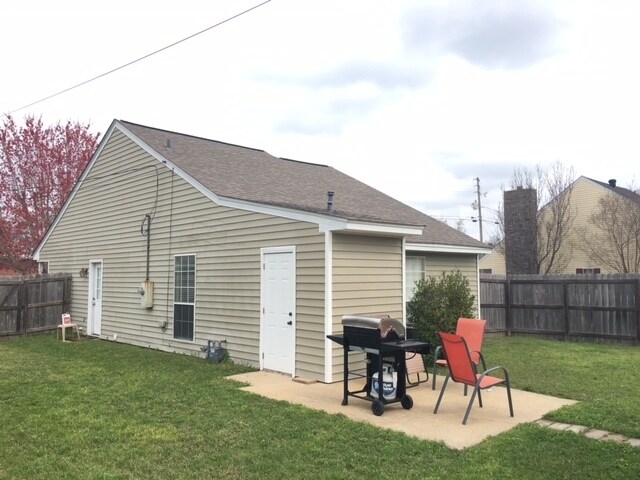 Building Photo - 3 Bed/1 Bath for Rent in Pearl!