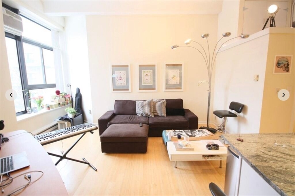 Foto principal - 12 Stoneholm St