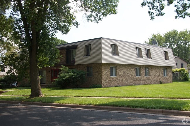 Building Photo - 3730 E Karstens Dr