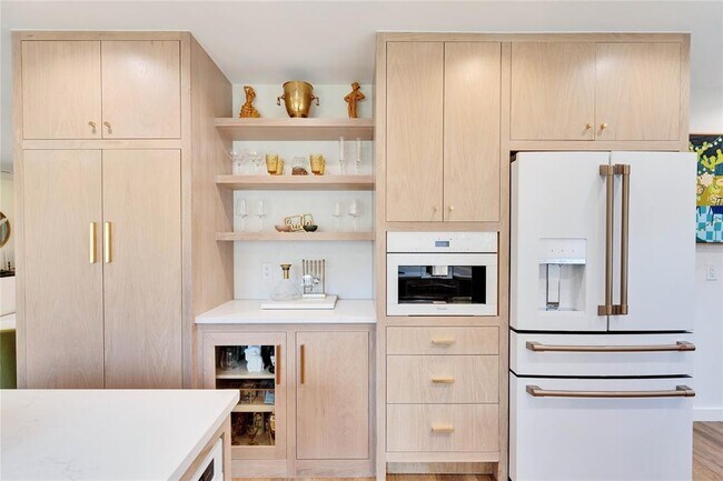 Foto del edificio - 2108 Wooten Dr