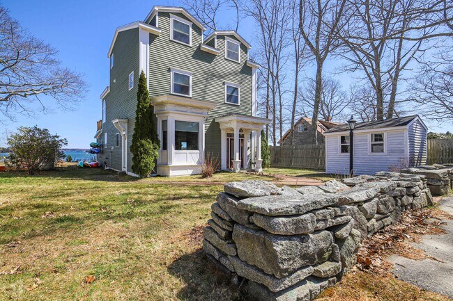 Building Photo - 44 Maquoit Dr