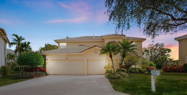Building Photo - 495 S Pelican Ln