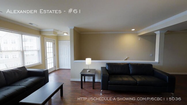 Foto del edificio - 2211 Sweet Home Rd