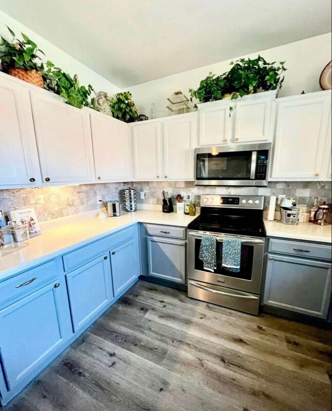 Building Photo - 10950 W Manzanita Dr