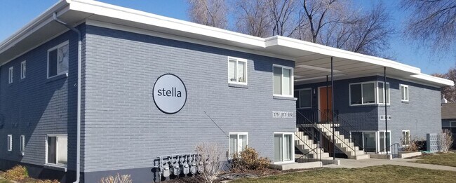 Building Photo - 1 Bedroom Salt Lake Condo  Available