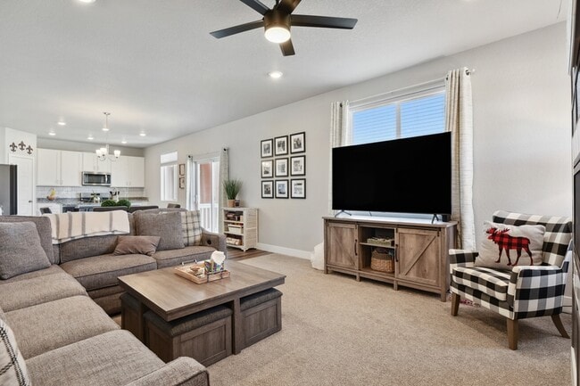 Foto del edificio - 9870 Hidden Enclave Ct