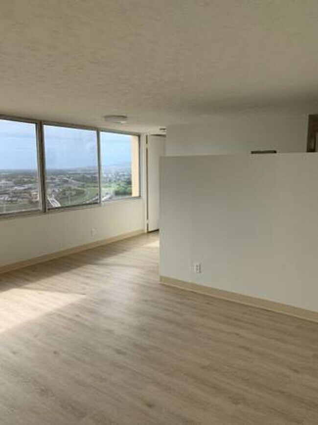 Foto del edificio - Great Location and Great Amenities!