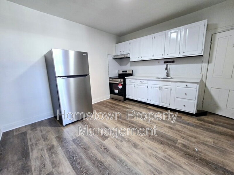 Foto del edificio - 108 S High St