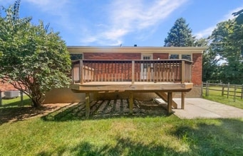 Building Photo - 301 greenwell Ave