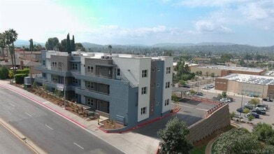 Building Photo - 1316 E Grand Ave