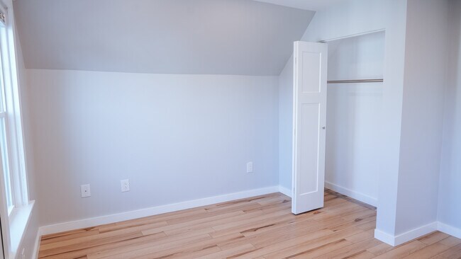 Bedroom - 22 Villa Ave