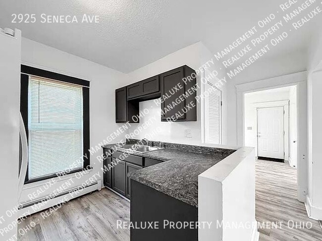 Building Photo - 2925 Seneca Ave