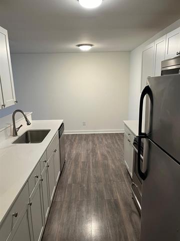 Building Photo - 2902 Douglas Ave