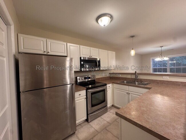 Foto del edificio - 3812 Wellington Ridge Loop