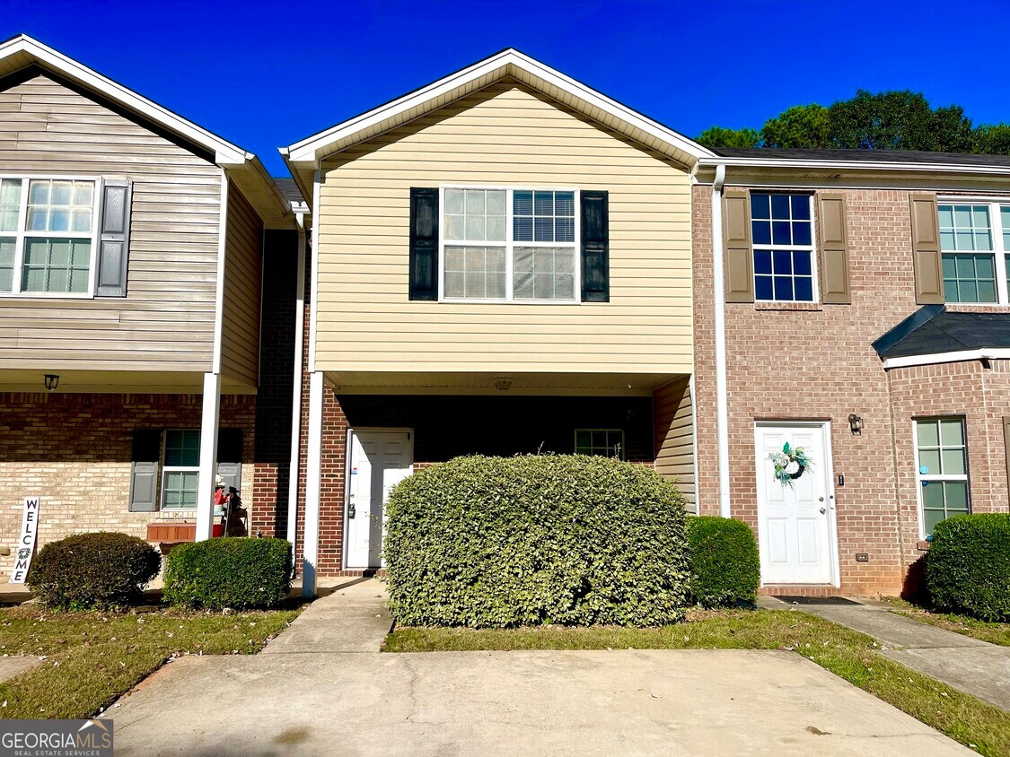 Foto principal - 1550 Eastern Sunrise Ln