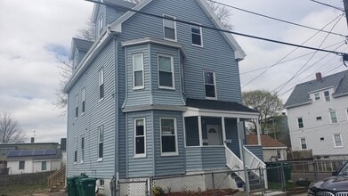 Building Photo - 13 Elmwood Ave