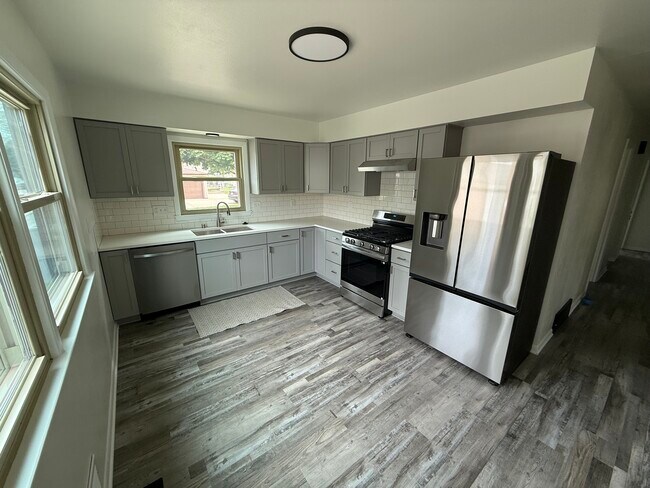Foto del edificio - 4364 S Kinnickinnic Ave