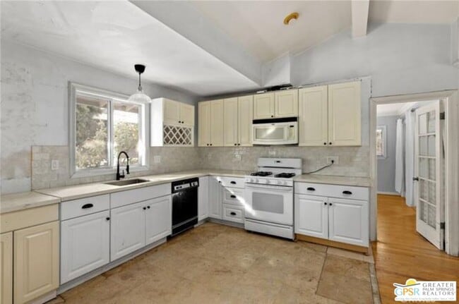 Foto del edificio - 2606 N Olive Ln