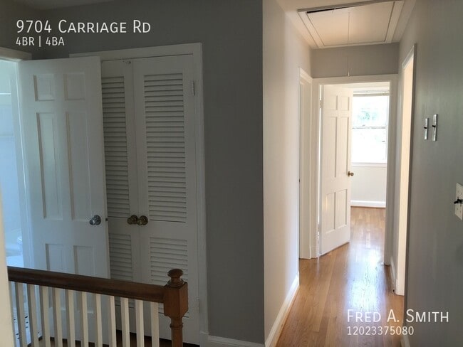 Building Photo - 9704 Carriage Rd