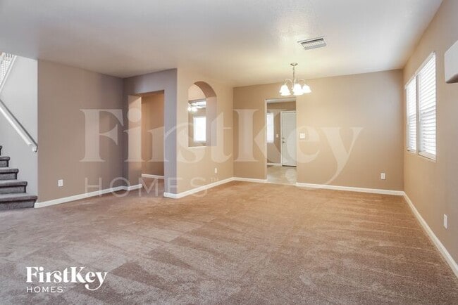 Building Photo - 9135 Green Frost Dr