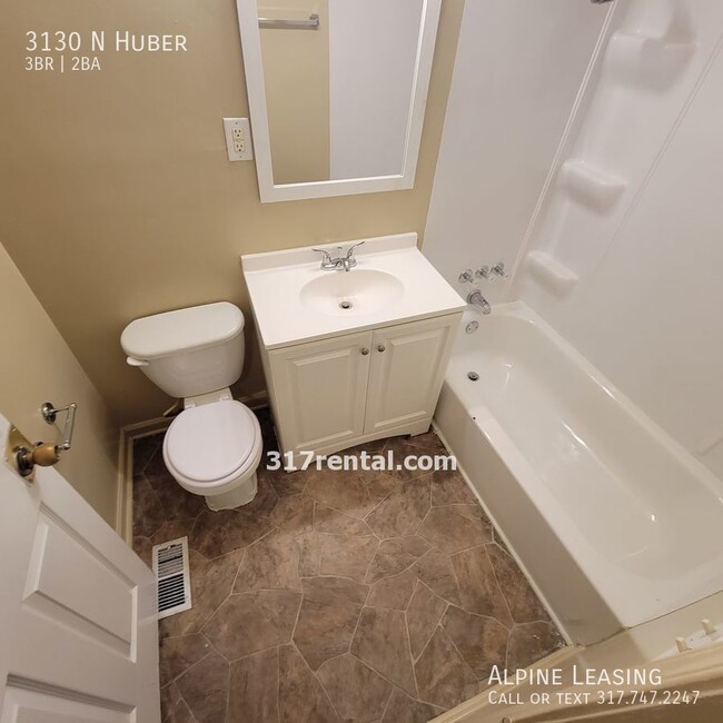 Building Photo - Beautiful 3 bedroom