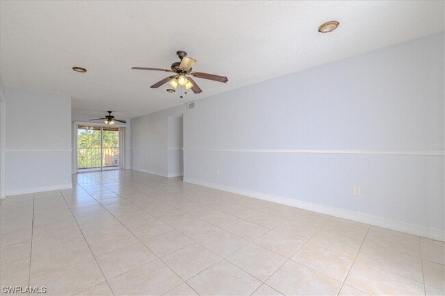 Building Photo - 12650 Kenwood Ln