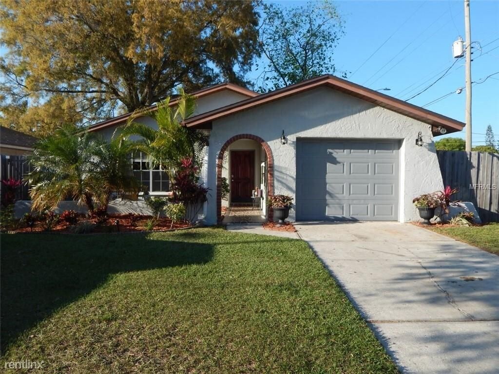 Primary Photo - 3 br, 2 bath House - 2901 W Cordelia St