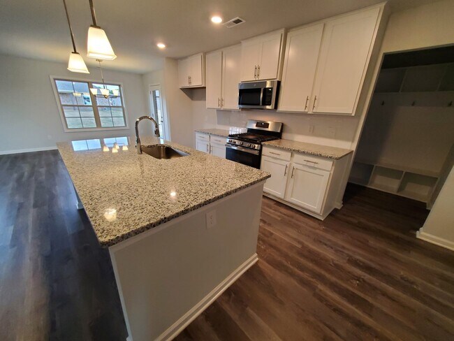 Building Photo - 120 Sublett Dr