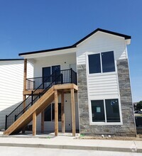 Building Photo - 10146 E Harry St
