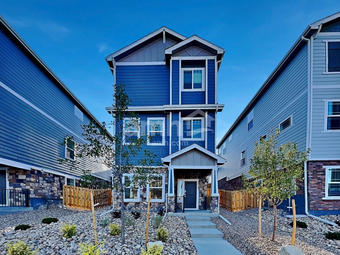 Primary Photo - 26145 E Calhoun Pl